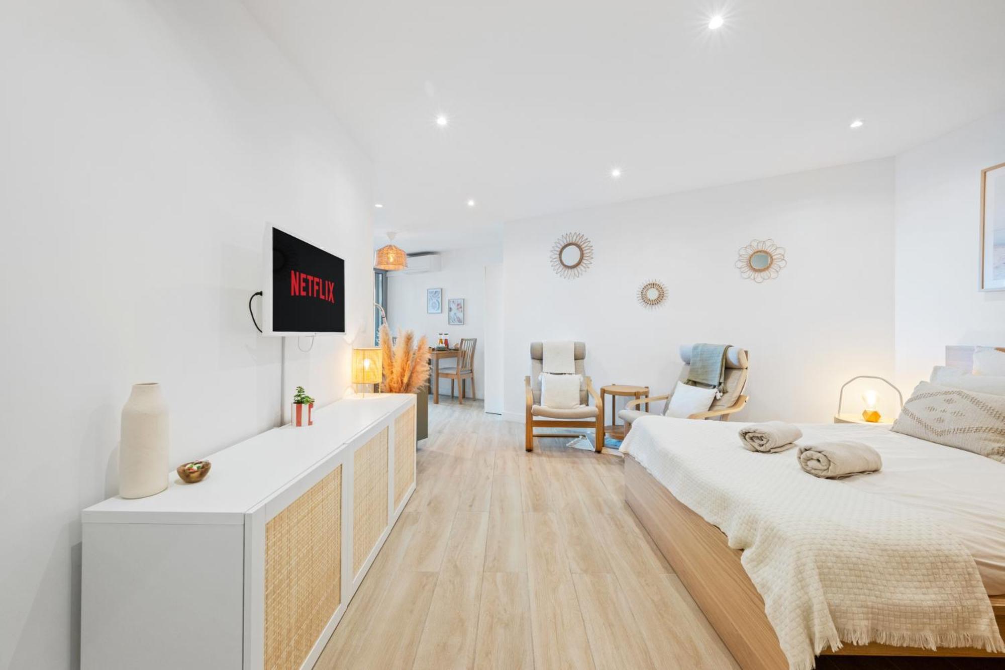 Appartement Bord De Mer « La Petite Ma-Line » カーニュ・シュル・メール エクステリア 写真